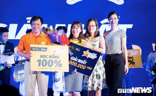 Đại học Việt chiêu mộ tài năng bằng học bổng 3 tỷ đồng