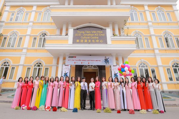 Thông báo về Lễ bế giảng và trao bằng tốt nghiệp cho sinh viên đại học chính quy tốt nghiệp đợt xét tháng 9/2020