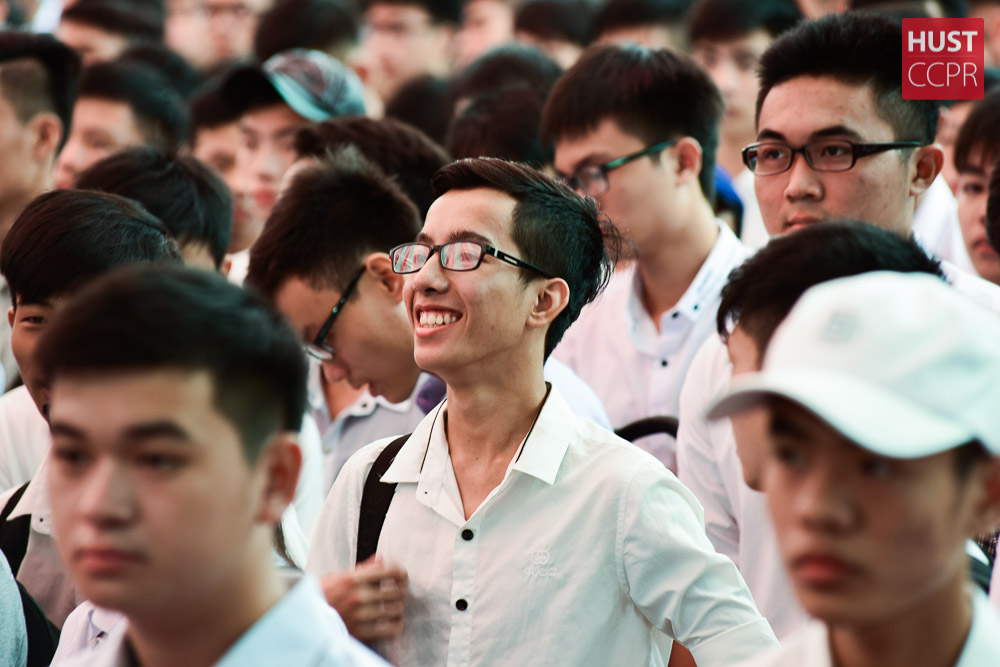 Sinh viên K61 tưng bừng khai giảng năm học 2016 – 2017