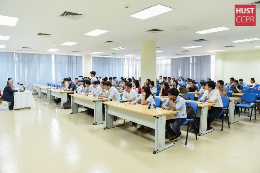 Chủ tịch Hội đồng Chính sách Khoa học và Công nghệ quốc gia gặp mặt cán bộ trẻ Trường ĐHBK Hà Nội