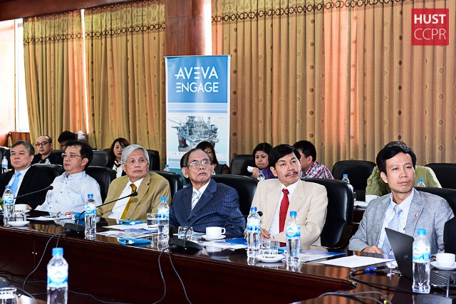 Trường ĐHBK Hà Nội tiếp nhận phần mềm giảng dạy thiết kế tàu thủy