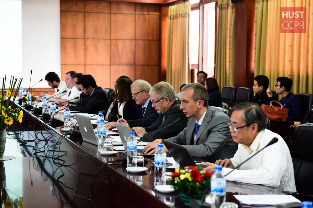 Pháp tăng cường hợp tác đào tạo Kỹ sư chất lượng cao (PFIEV) tại Việt Nam