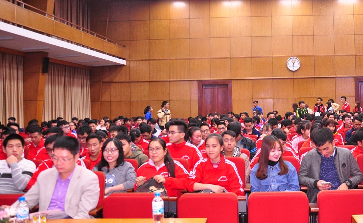 Hội thảo “Phương pháp học tập tích cực và tự học”