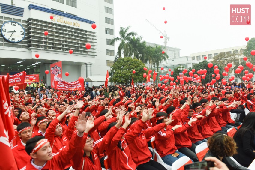 Chủ nhật Đỏ 2018: Rộn ràng sắc đỏ nhân ái