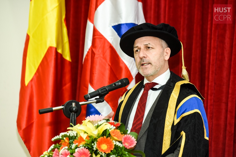 Trường ĐHBK Hà Nội và ĐH Northampton tăng cường hợp tác giáo dục