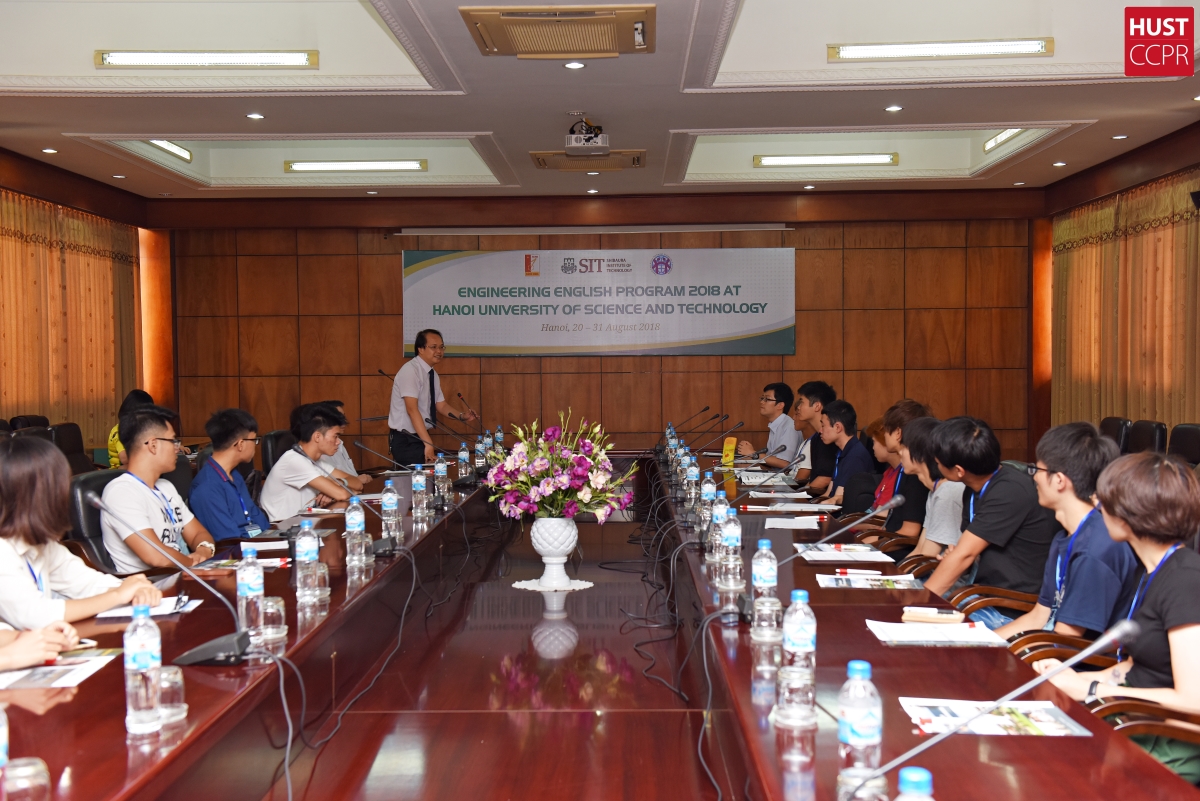 Tăng cường tiếng Anh kỹ thuật và giao lưu văn hóa học thuật giữa sinh viên Việt Nam – Nhật Bản