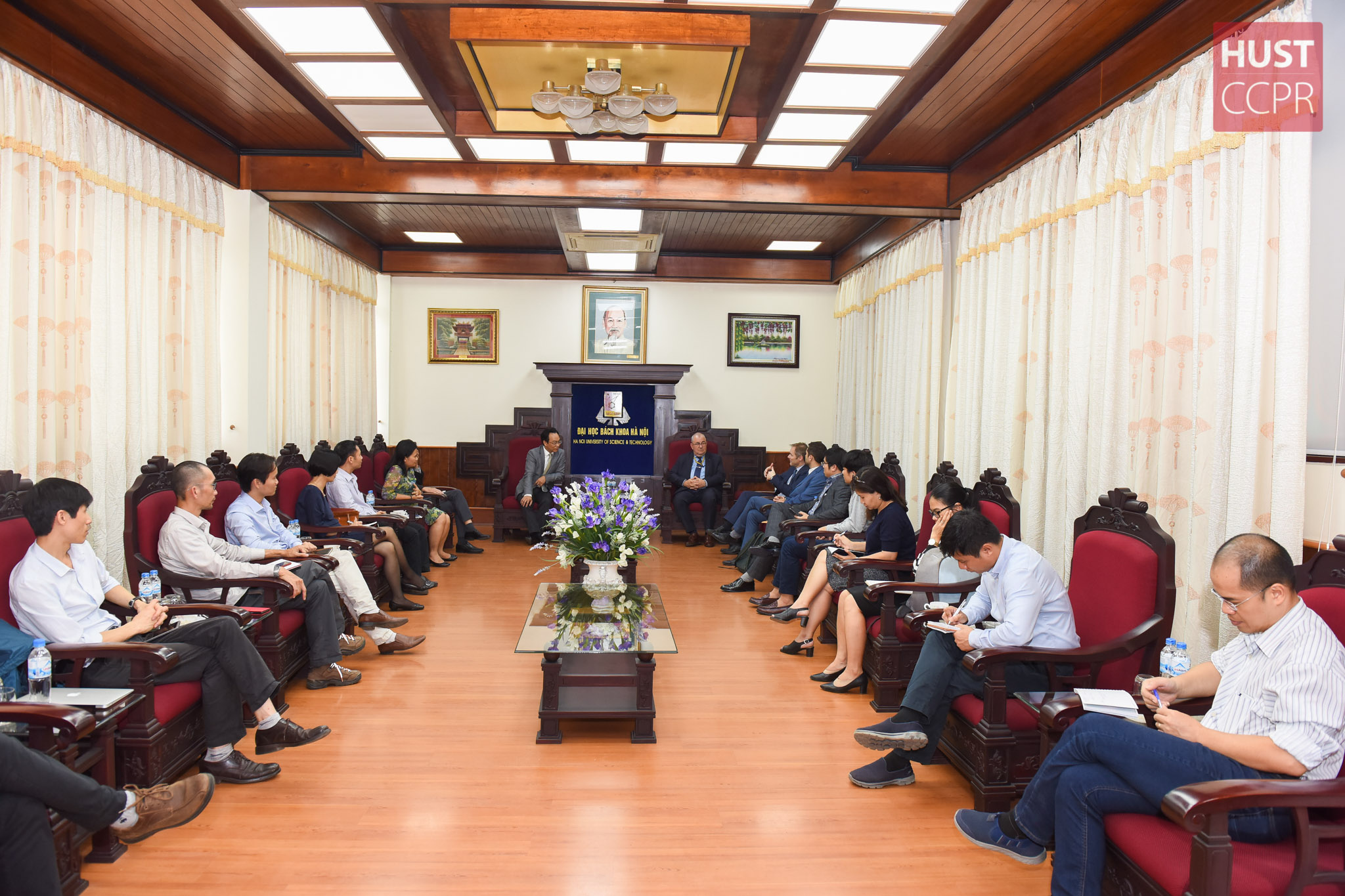 “Đổi mới sáng tạo thông qua hợp tác doanh nghiệp - trường đại học”