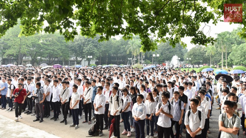 Trường ĐHBK Hà Nội: Khai giảng năm học mới với “Một tình yêu Bách khoa”