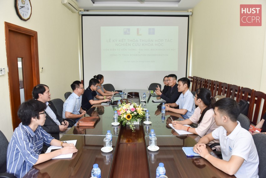 Cơ hội làm việc trong môi trường quốc tế của sinh viên Bách khoa Hà Nội