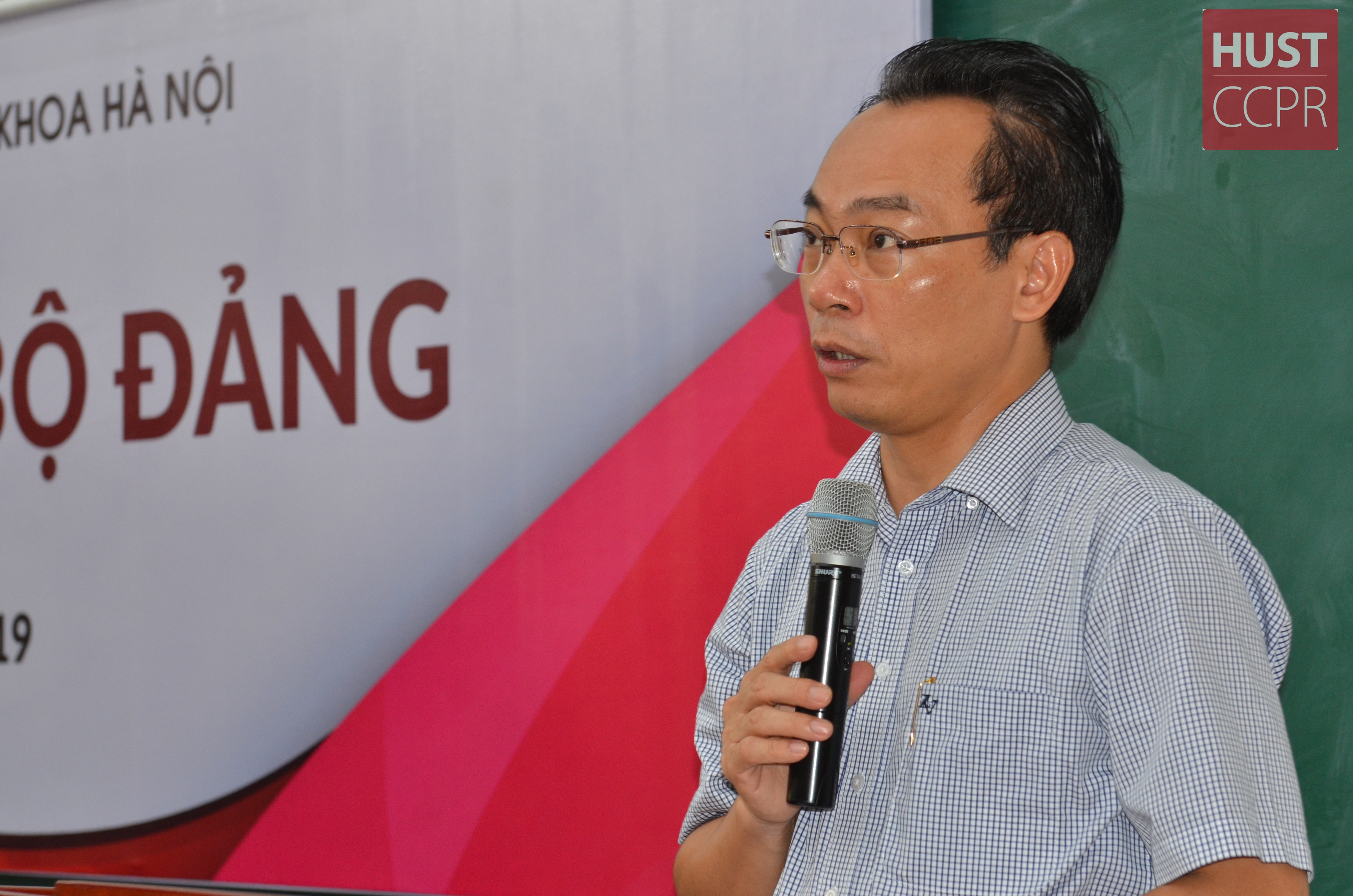 Hội nghị cán bộ Đảng chuẩn bị cho Đại hội Đảng Bộ trường ĐH Bách Khoa HN