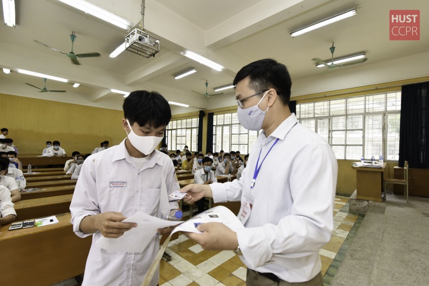 Phương thức tuyển sinh mới: Xét tuyển kết hợp bài kiểm tra tư duy