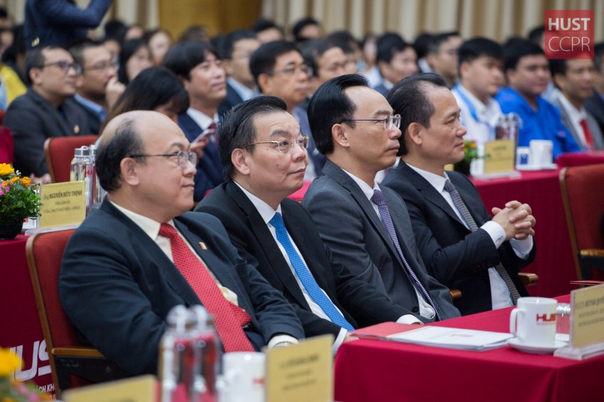 Đại học Bách khoa Hà Nội khai giảng năm học mới 2020-2021