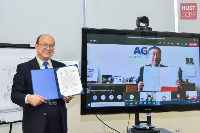 Các tiến sỹ trẻ Bách khoa Hà Nội nhận tài trợ nghiên cứu từ Nhật Bản