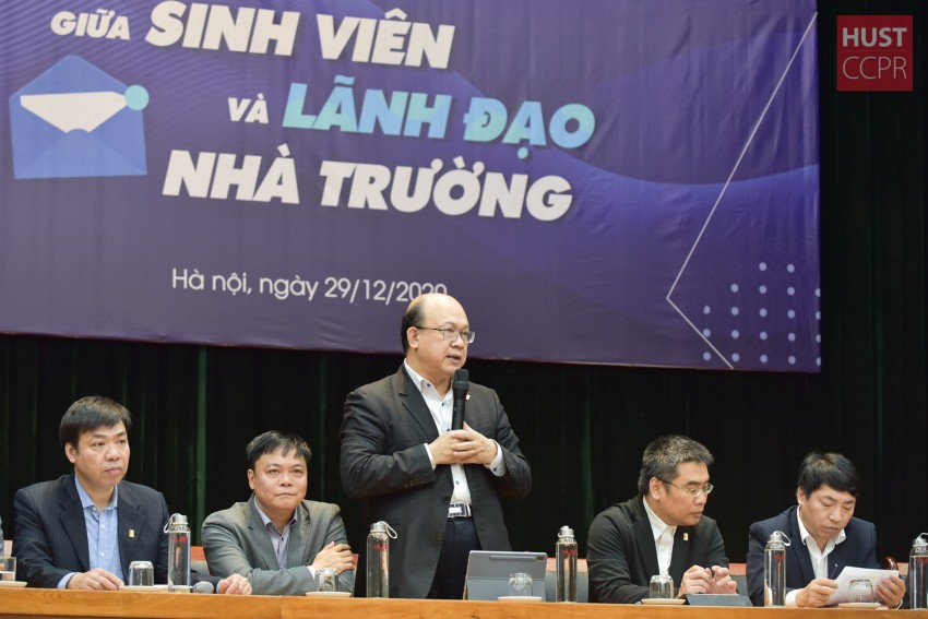 Lãnh đạo Bách khoa Hà Nội đối thoại với sinh viên