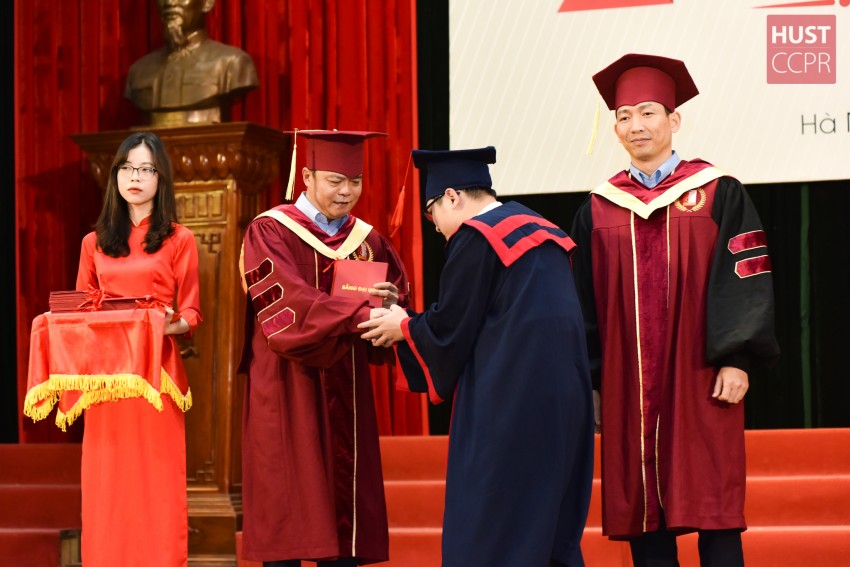 Lễ tốt nghiệp đặc biệt năm COVID19