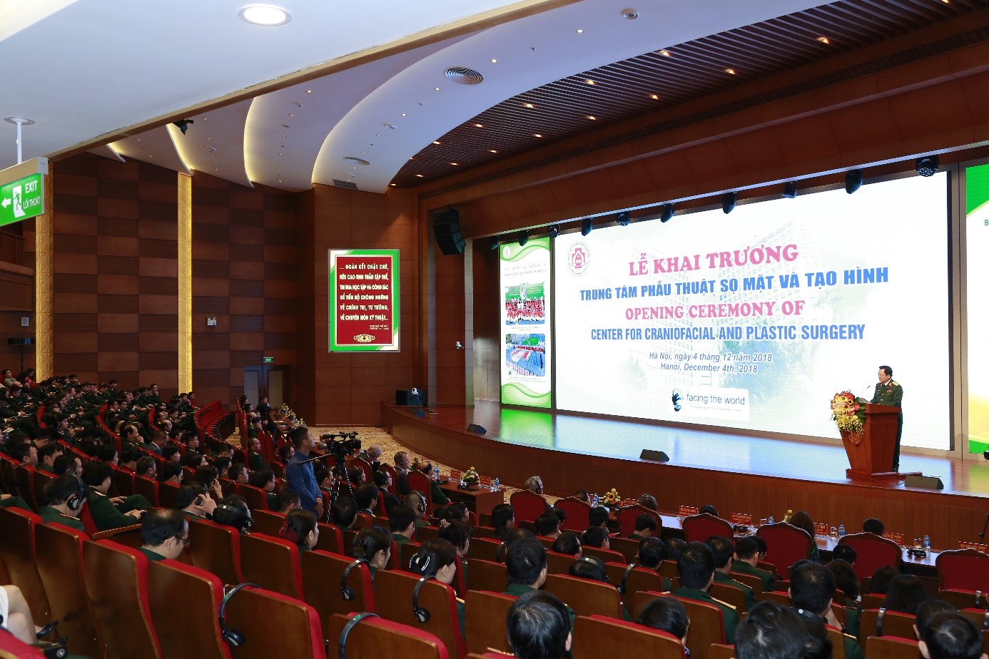 Công tước xứ York tới tham dự và cắt băng khai trương Trung tâm phẫu thuật sọ mặt và tạo hình, Bệnh viện TWQĐ 108