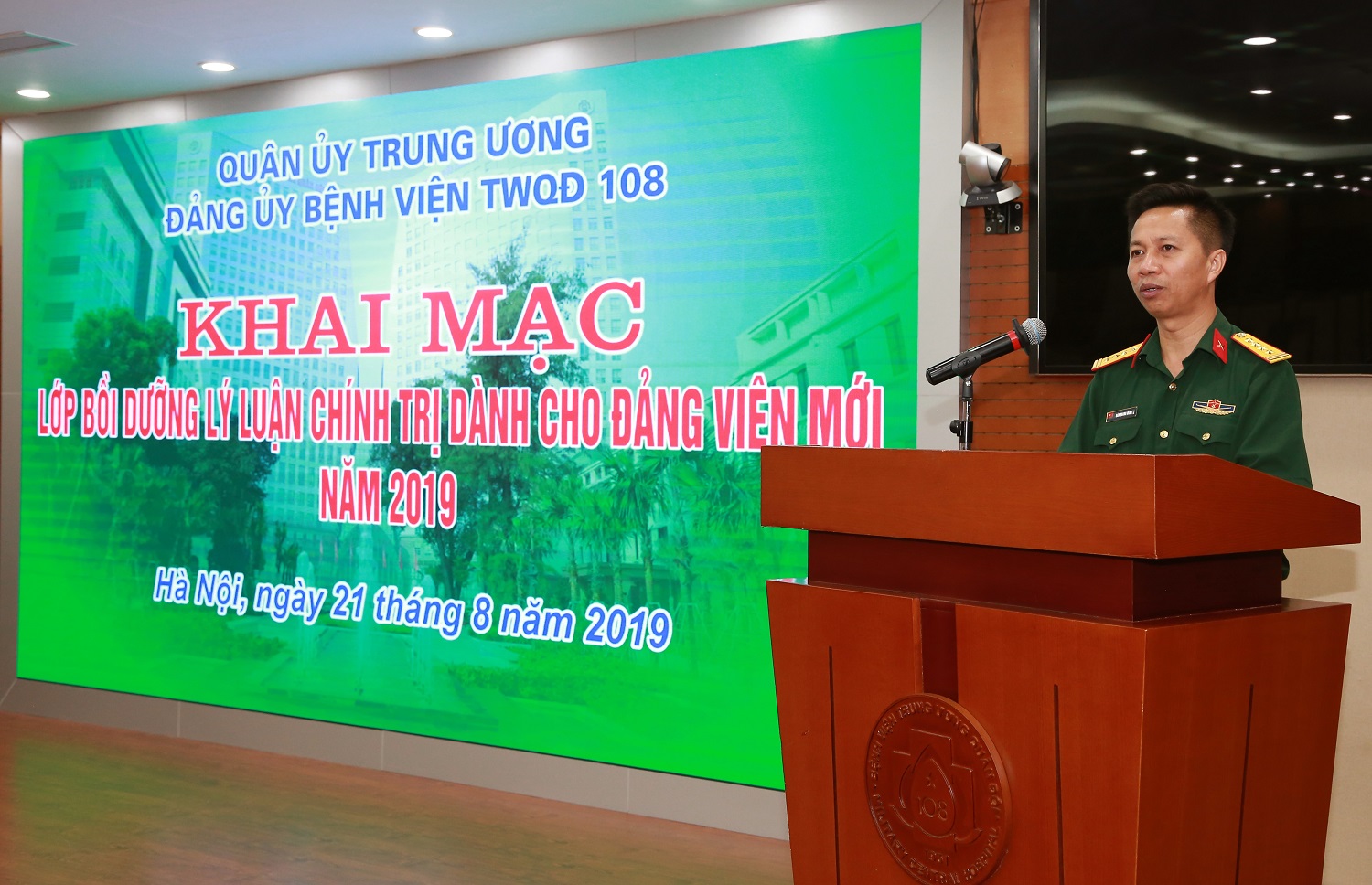 Khai giảng Lớp bồi dưỡng lý luận chính trị dành cho đảng viên mới năm 2019