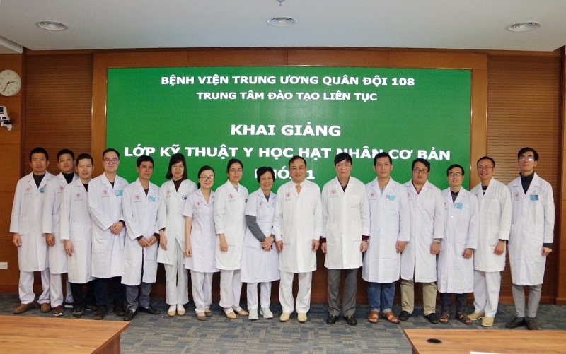 Khai giảng lớp Kỹ thuật Y học hạt nhân cơ bản khóa I tại Bệnh viện TWQĐ 108