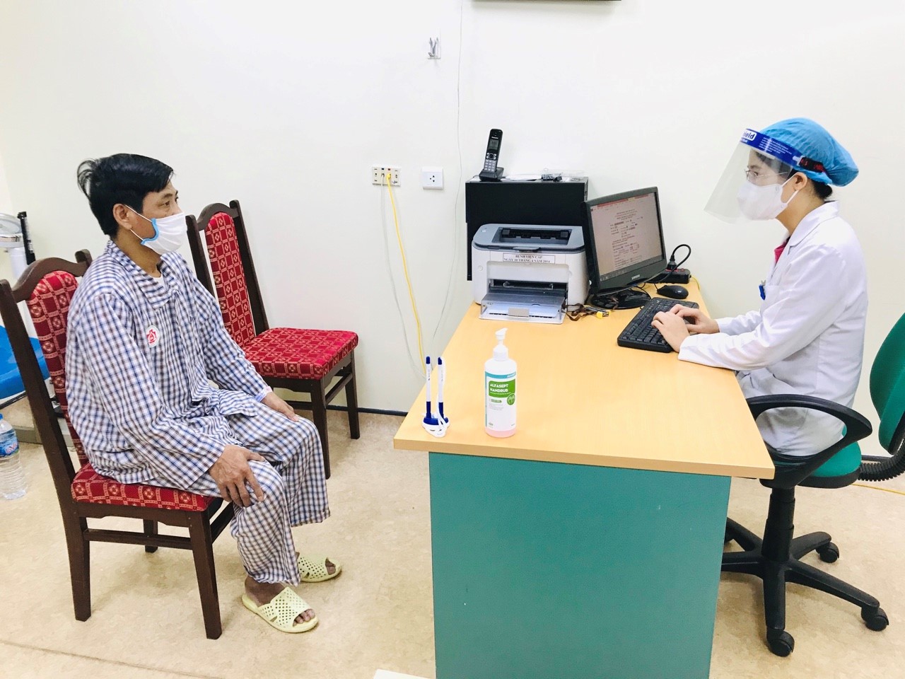 Thư ngỏ gửi bệnh nhân điều trị ung thư tuyến giáp tại khoa Y học hạt nhân, Bệnh viện Trung ương Quân đội 108