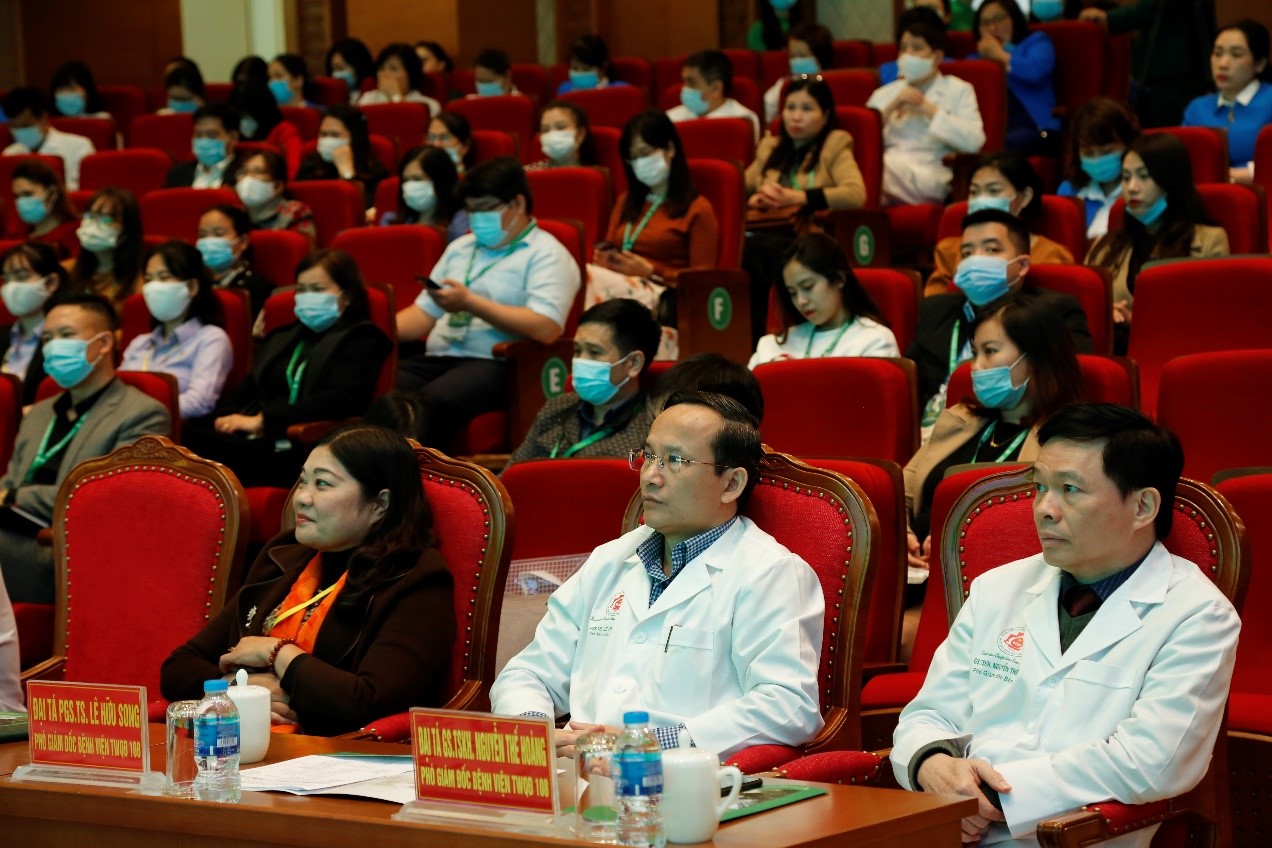 Hơn 54 đơn vị y tế trong cả nước tham quan, học tập, chia sẻ kinh nghiệm về hoạt động CTXH tại Bệnh viện TWQĐ 108