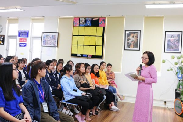 Tọa đàm: Trở thành Người đọc thông minh