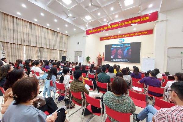 Tổ chức tập huấn “Kỹ năng tham vấn cho sinh viên” cho cán bộ ULIS