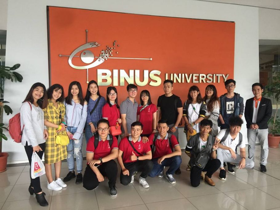 SV ĐH FPT khám phá đất nước vạn đảo Indonesia qua chương trình P2A