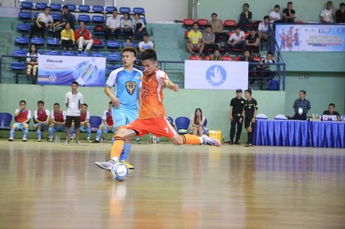 Tuyển ĐH FPT tranh ngôi vương Futsal VUG 2018