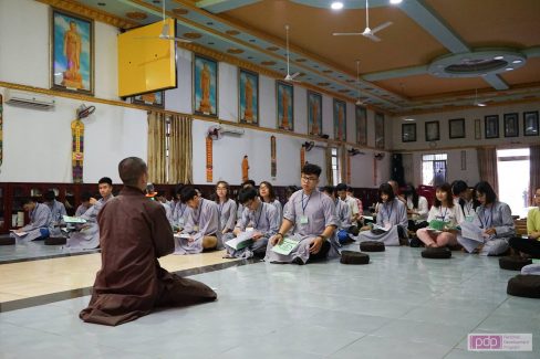 Sinh viên ĐH FPT tránh xa ồn ào phố thị