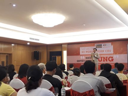 Phụ huynh, học sinh vững tâm về Đại học FPT