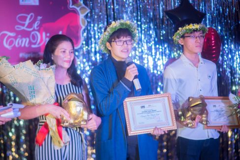 Lần đầu tiên có 2 Cóc Vàng tại Lễ tôn vinh