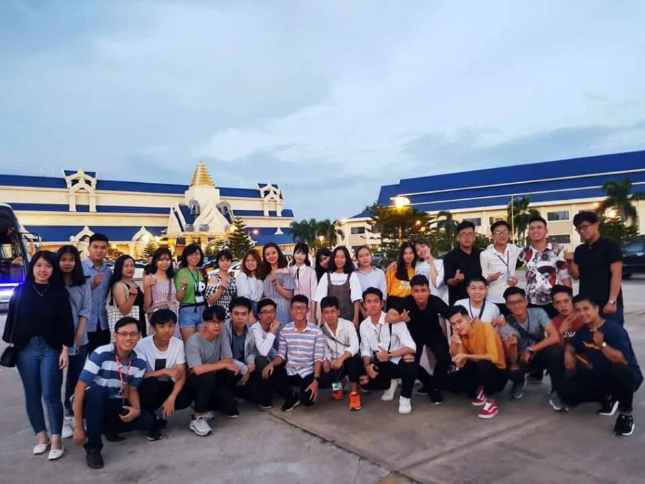 Sinh viên Đại học FPT thoả sức du học 27 nước