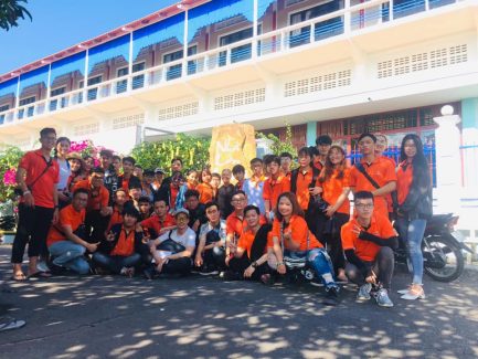 “Hết học kỳ rồi, vi vu thôi…” – Đó là cách sinh viên Đại học FPT xả “xì-chét”