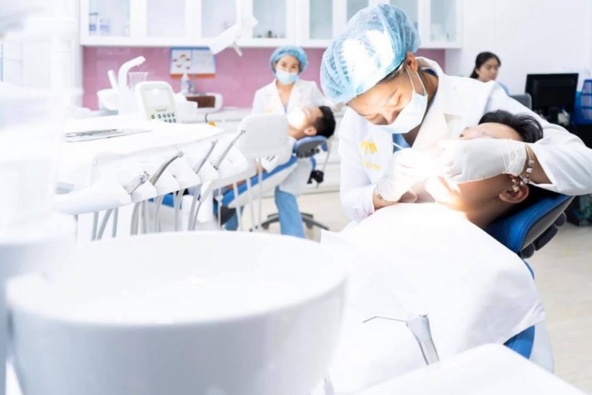 Răng sứ emax