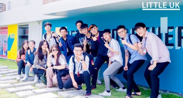 Tân sinh viên K15 Đại học FPT phấn khích với ngày đầu trải nghiệm Little UK
