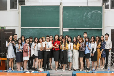 ĐÀI TRUYỀN HÌNH VIỆT NAM TUYỂN NGƯỜI DẪN THẾ HỆ MỚI TẠI HỌC VIỆN NGOẠI GIAO