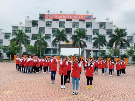 Chuyến tham quan đầy cảm xúc của thầy trò THPT Sông Công tại Trường Đại học FPT
