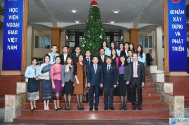 Bộ trưởng Ngoại giao Lào chào xã giao Học viện ngoại giao và chúc mừng kỷ niệm 60 năm thành lập Học viện