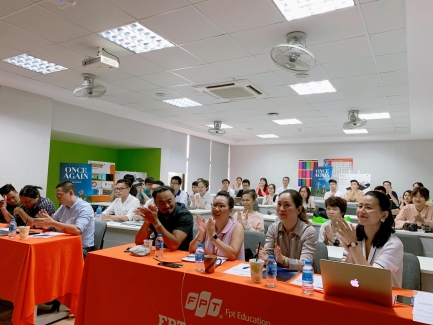 Buổi bảo vệ đồ án tốt nghiệp trở thành buổi công chiếu phim hoạt hình 2D, 3D hấp dẫn