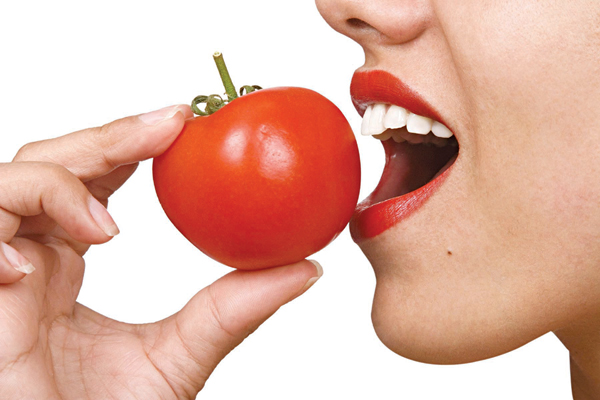 Cà chua: sinh tân chỉ khát, kiện vị tiêu thực