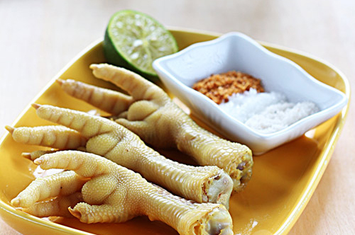 Gân gà, chân gà làm thuốc