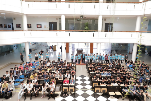 Sinh viên trường Đại học FPT ẵm ngôi vô địch cuộc thi Code Battle 2019