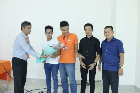 Chung kết Hackaton 2018: Chiến binh Coder Gang sẵn sàng nghênh chiến