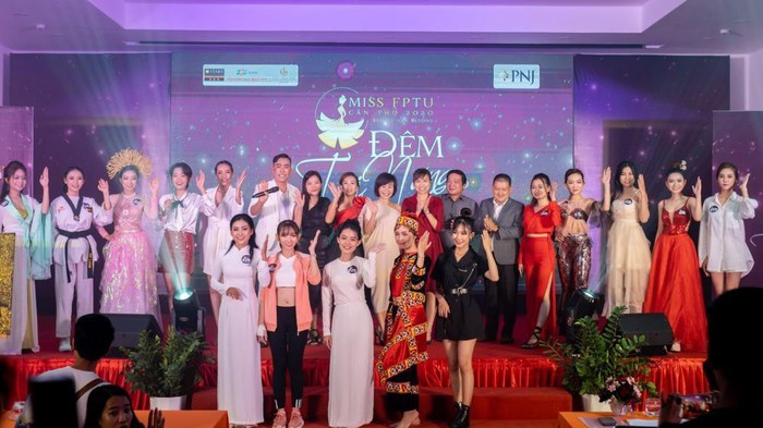 Miss FPTU Cần Thơ tìm kiếm chủ nhân vương miện trị giá hơn 100 triệu đồng