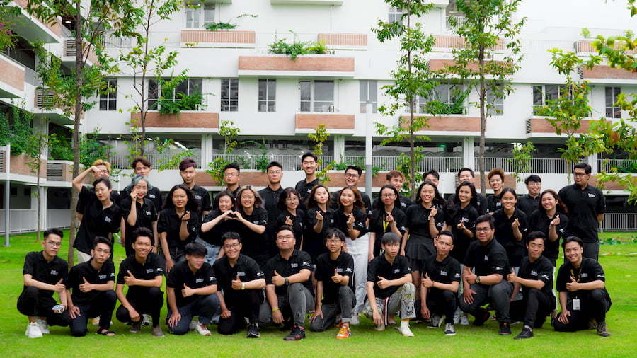 Brothers and Sisters, “người dẫn đường” của tân sinh viên K16 tại trường F