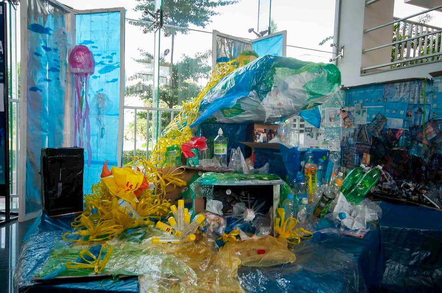 Sinh viên ĐH FPT nâng cao nhận thức về môi trường thông qua triễn lãm HUMANASTIC độc đáo