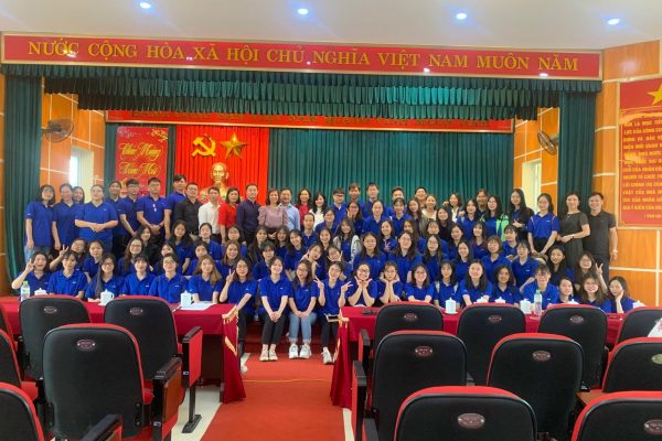 Sức trẻ trường Đại học Ngoại ngữ – Đại học Quốc gia Hà Nội
