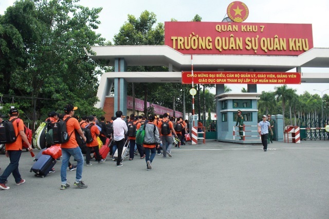 “Tân binh” K13 rèn luyện trong môi trường quân ngũ