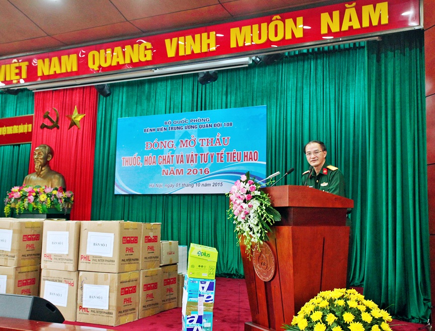 Đóng, mở các gói thầu thuốc, hóa chất, vật tư y tế tiêu hao năm 2016.