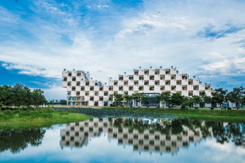 Những trường đại học có khuôn viên đẹp như khu nghỉ dưỡng